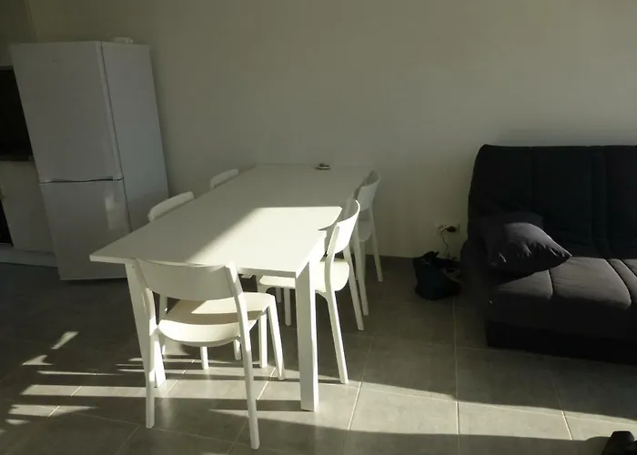 5 Impasse Jean De La Fontaine *